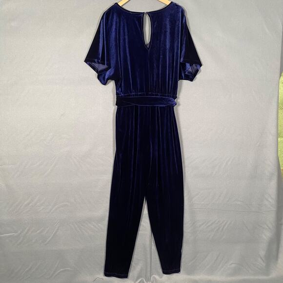 Lily Rose Juniors Velvet Jumpsuit Size XL Blue Belted Flutter Sleeves V-neck NWT - Picture 8 of 14